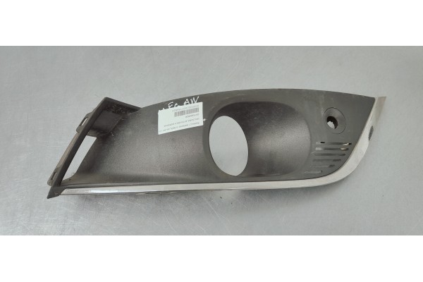 Recambio de moldura antiniebla derecha para renault megane iv berlina 5p 1.2i turbo 130 referencia OEM IAM 261A28562R  