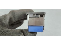 Recambio de mando retrovisor para toyota auris 1.4d4d 90 fap referencia OEM IAM 183639  