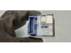 Recambio de mando retrovisor para toyota auris 1.4d4d 90 fap referencia OEM IAM 183639  