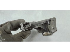 Recambio de cerradura maletero / porton para toyota auris 1.4d4d 90 fap referencia OEM IAM   