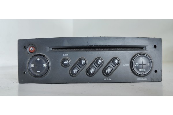 Recambio de sistema audio / radio cd para renault scenic ii emotion referencia OEM IAM 8200505114  