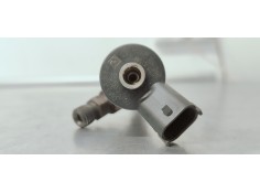 Recambio de inyector para toyota auris luna+ referencia OEM IAM 0445110227  