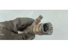 Recambio de inyector para toyota auris luna+ referencia OEM IAM 0445110227  