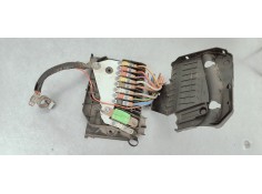 Recambio de caja reles / fusibles para ford focus lim. 1.0 i turbo 125 referencia OEM IAM AV6T14A067BC  