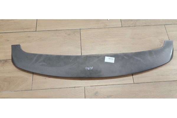 Recambio de aleron trasero para toyota auris 1.4d4d 90 fap referencia OEM IAM 7608502071  