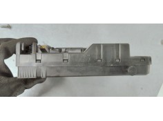Recambio de caja reles / fusibles para peugeot 307 (s1) xr clim referencia OEM IAM 9651197780A  