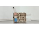 Recambio de caja reles / fusibles para toyota auris 1.4d4d 90 fap referencia OEM IAM 8273002J70A  