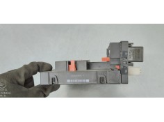 Recambio de caja reles / fusibles para volkswagen golf v berlina (1k1) 1.9 tdi 105 referencia OEM IAM 3C0937049E  