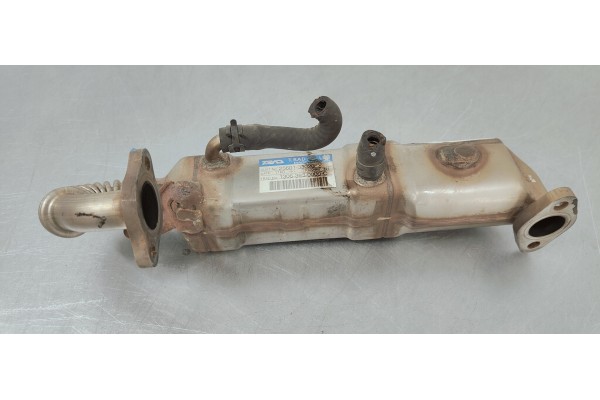 Recambio de enfriador egr para toyota auris luna+ referencia OEM IAM 2560133020  