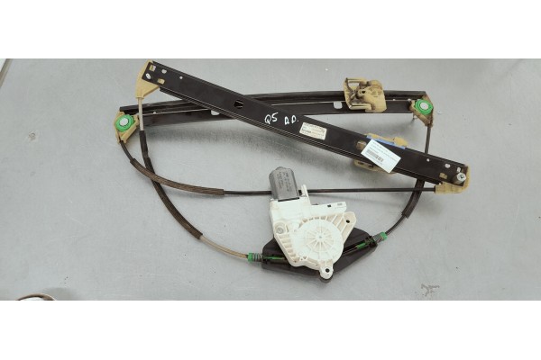 Recambio de elevalunas delantero derecho para audi q5 (8r) 2.0 tdi referencia OEM IAM 8R0837462G  