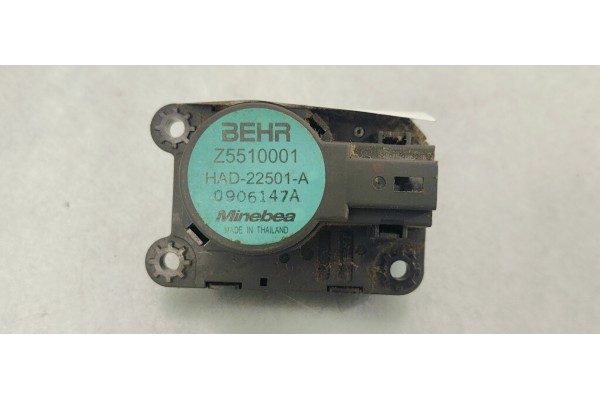 Recambio de motor apertura trampillas climatizador para peugeot 308 1.6hdi 92 fap referencia OEM IAM HAD22501A  