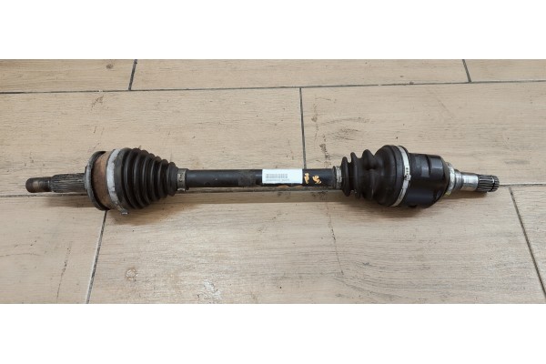 Recambio de transmision delantera izquierda para toyota auris 1.4d4d 90 fap referencia OEM IAM   