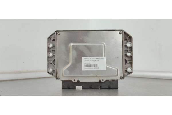 Recambio de centralita motor uce para renault scenic ii grand emotion referencia OEM IAM 8200509516  
