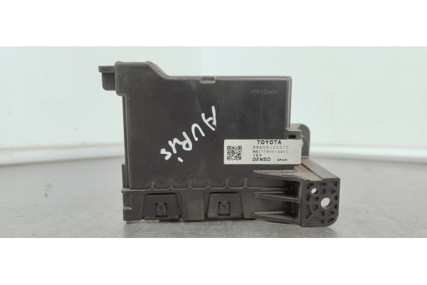 Recambio de modulo electronico para toyota auris 1.6 i 132 referencia OEM IAM 8865002D70  