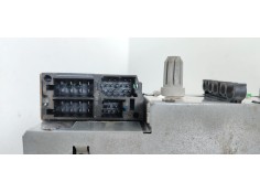 Recambio de sistema audio / radio cd para renault scenic ii emotion referencia OEM IAM 8200505114  