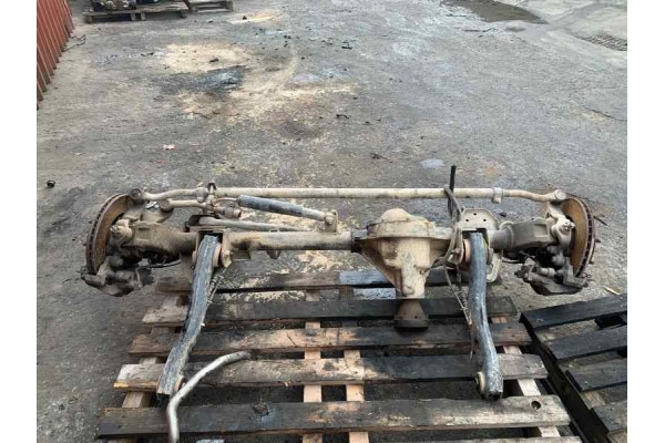 Recambio de puente delantero para jeep gr.cherokee (wj/wg) 3.1 td limited referencia OEM IAM 52111059AF  