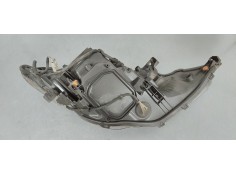 Recambio de faro izquierdo para toyota auris 1.6 i 132 referencia OEM IAM 8115002E21  