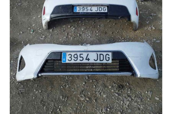 Recambio de paragolpes delantero para toyota auris 1.6 i 132 referencia OEM IAM   