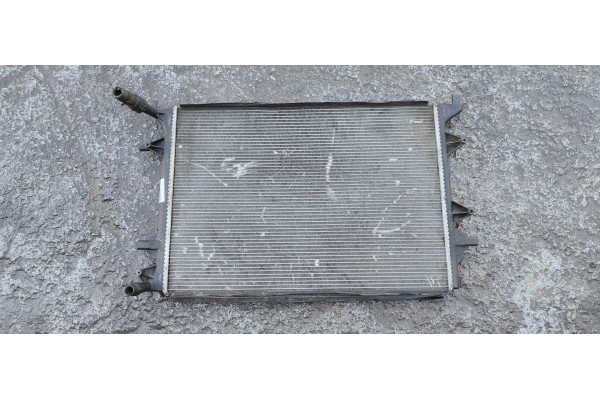 Recambio de radiador agua para volkswagen passat lim. (362) 2.0 tdi referencia OEM IAM 1K0121251EB  