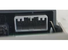 Recambio de luz interior para jaguar f-pace 2.0 diesel cat referencia OEM IAM HJ32519A58A  