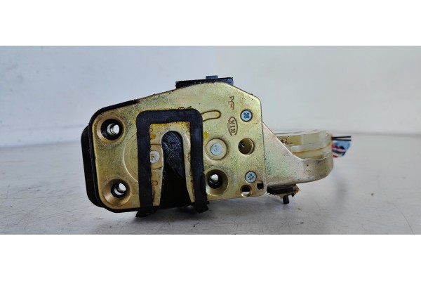 Recambio de cerradura puerta trasera derecha para kia sorento 2.5 crdi cat referencia OEM IAM 021016  