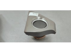 Recambio de rejilla aireadora para toyota auris 1.6 i 132 referencia OEM IAM 20733  