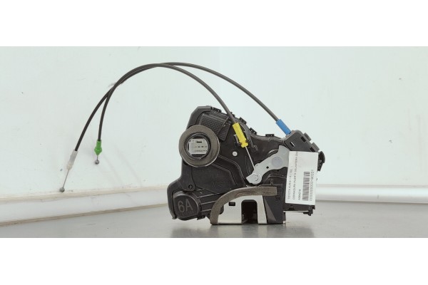 Recambio de cerradura puerta delantera izquierda para toyota auris 1.6 i 132 referencia OEM IAM A084219  