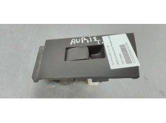 Recambio de mando elevalunas trasero derecho para toyota auris 1.6 i 132 referencia OEM IAM 7427102630  