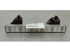 Recambio de luz central de freno para toyota auris 1.6 i 132 referencia OEM IAM 8157005100  