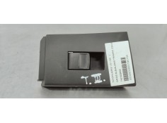 MANDO ELEVALUNAS TRASERO IZQUIERDO 7427202630 