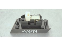 Recambio de mando elevalunas trasero izquierdo para toyota auris 1.6 i 132 referencia OEM IAM 7427202630  