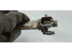 Recambio de inyector para land rover freelander (lr2) 2.2 td4 150 4x4 referencia OEM IAM 0445115025  