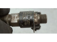 Recambio de inyector para land rover freelander (lr2) 2.2 td4 150 4x4 referencia OEM IAM 0445115025  