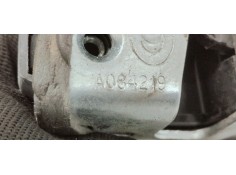 Recambio de cerradura puerta trasera derecha para toyota auris 1.6 i 132 referencia OEM IAM A084219  