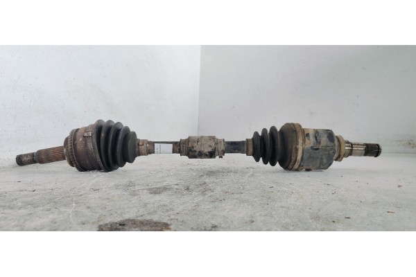 Recambio de transmision delantera izquierda para toyota corolla (e12) 1.4 i 95 referencia OEM IAM   