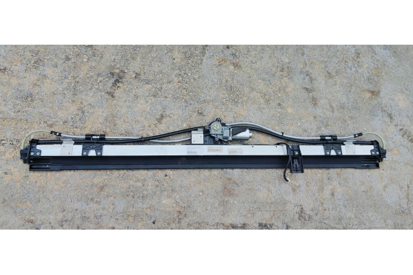 Recambio de bandeja trasera para lancia thema 3.0jtd 240 fap referencia OEM IAM 55315144AF  