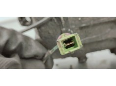 Recambio de compresor aire acondicionado para volkswagen passat berlina (3b3) 1.9tdi 130 4x4 referencia OEM IAM 8D0260808  