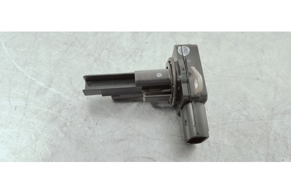 Recambio de caudalimetro para toyota auris 1.6 i 132 referencia OEM IAM 222040V020  