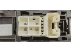 Recambio de mando elevalunas delantero derecho para toyota auris 1.6 i 132 referencia OEM IAM 7423102D50  