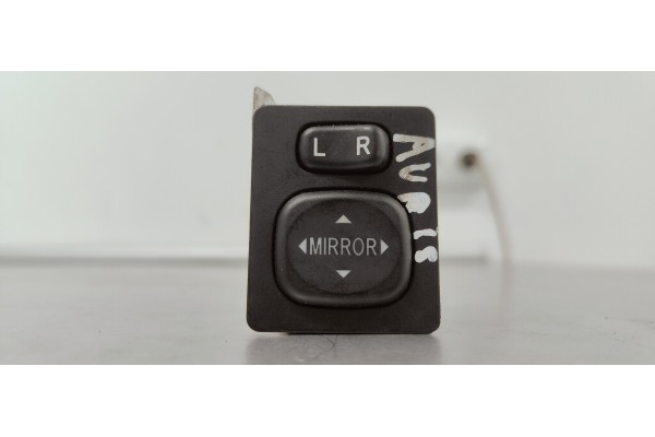 Recambio de mando retrovisor para toyota auris 1.6 i 132 referencia OEM IAM 769746F  