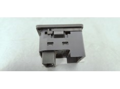 Recambio de mando retrovisor para toyota auris 1.6 i 132 referencia OEM IAM 769746F  