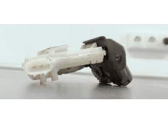Recambio de cerradura maletero / porton para toyota auris 1.6 i 132 referencia OEM IAM   