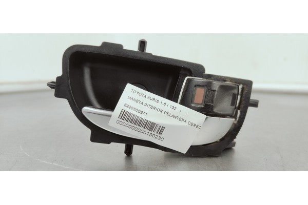Recambio de maneta interior delantera derecha para toyota auris 1.6 i 132 referencia OEM IAM 692050D271  