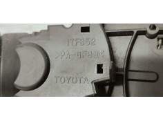 Recambio de mando multifuncion para toyota auris 1.6 i 132 referencia OEM IAM 17F852  