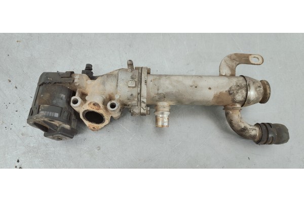 Recambio de enfriador egr para peugeot 407 st sport referencia OEM IAM 9645689780  