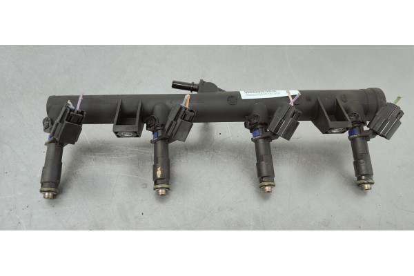 Recambio de rampa inyectora para peugeot 206 berlina 2.0 16v cat referencia OEM IAM 9628084680  