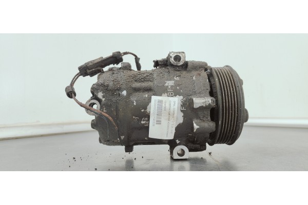 Recambio de compresor aire acondicionado para opel corsa c referencia OEM IAM 13197538  