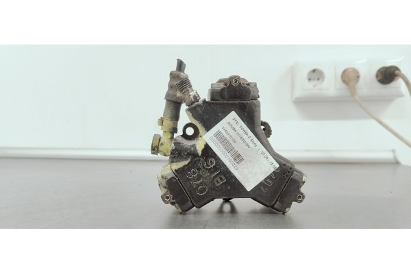 Recambio de bomba inyeccion para opel corsa d enjoy referencia OEM IAM 0445010138  