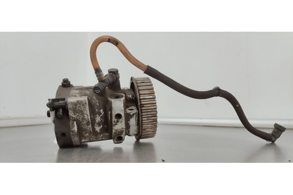 Recambio de bomba inyeccion para renault megane ii berlina 5p confort dynamique referencia OEM IAM 8200057346C  