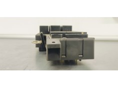 Recambio de caja reles / fusibles para volvo v70 familiar 2.4 diesel cat referencia OEM IAM 9452993  